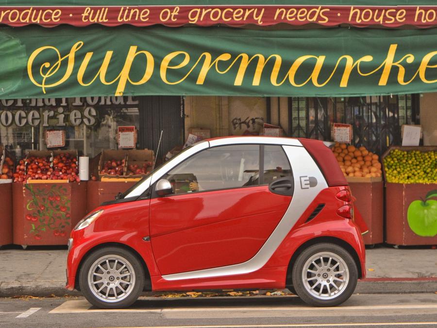  Smart ForTwo Electric Drive Cabrio 2012 года  (NA) (фото 3 из 13)
